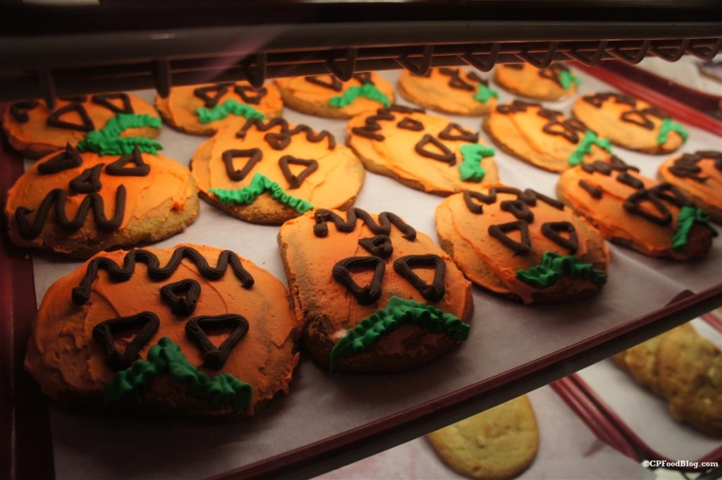 140912 Cedar Point Pumpkin Cookies