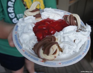 140920 Cedar Point Funnel Cake Sundae