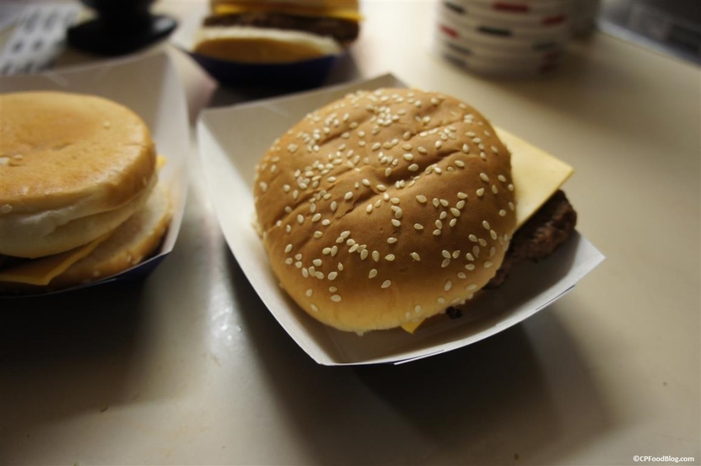 141102 Cedar Customer Appreciation Plain Cheeseburgers