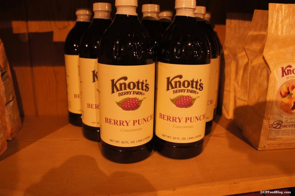 141125 Knott's Santa's Christmas Cabin Boysenberry  Punch Concentrate