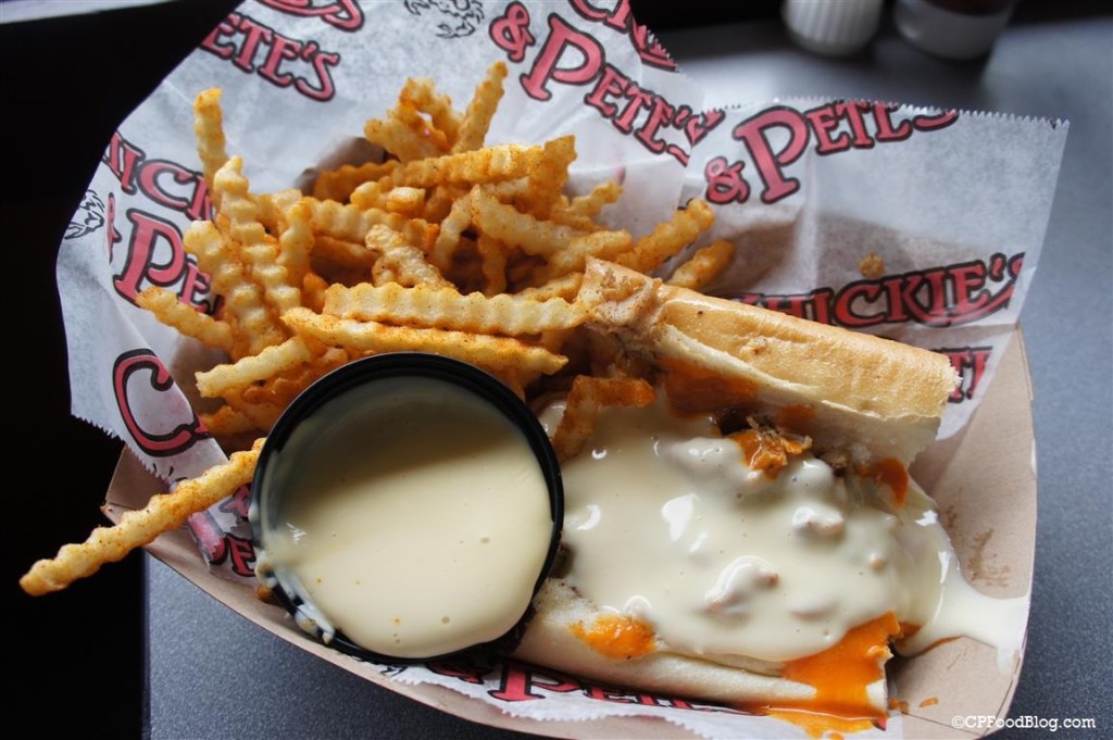 150523 Worlds of Fun Chickie's and Pete's Buffalo Chicken Meal