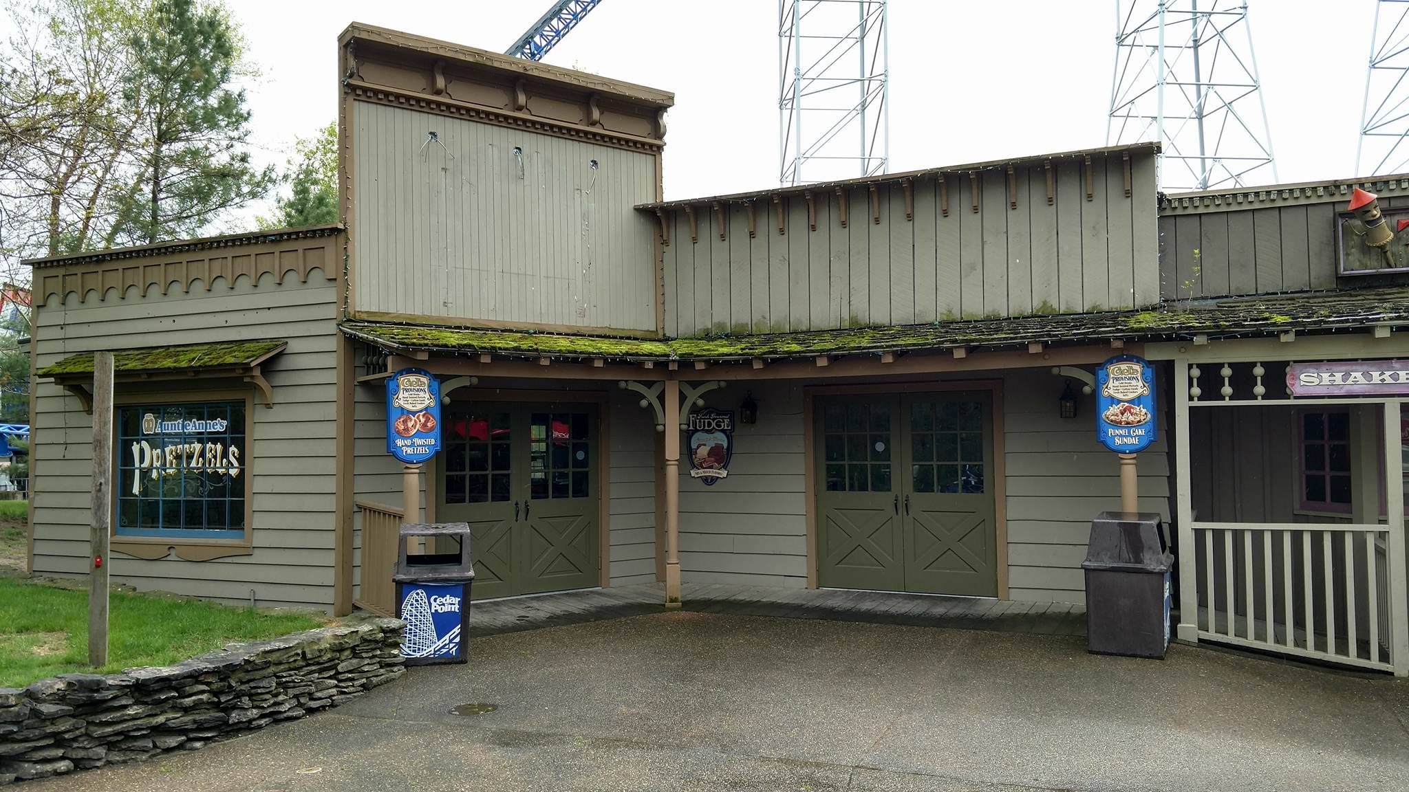 Cedar Point Dippin' Dots Stands - CP Food Blog