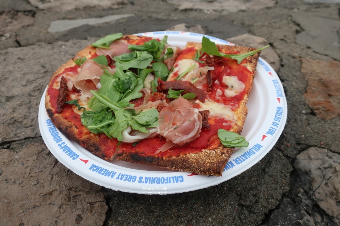 Canada's Wonderland Pizza Pizza - CP Food Blog