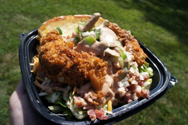 review-kings-island-chicken-shack-hand-breaded-chicken-tender-salad