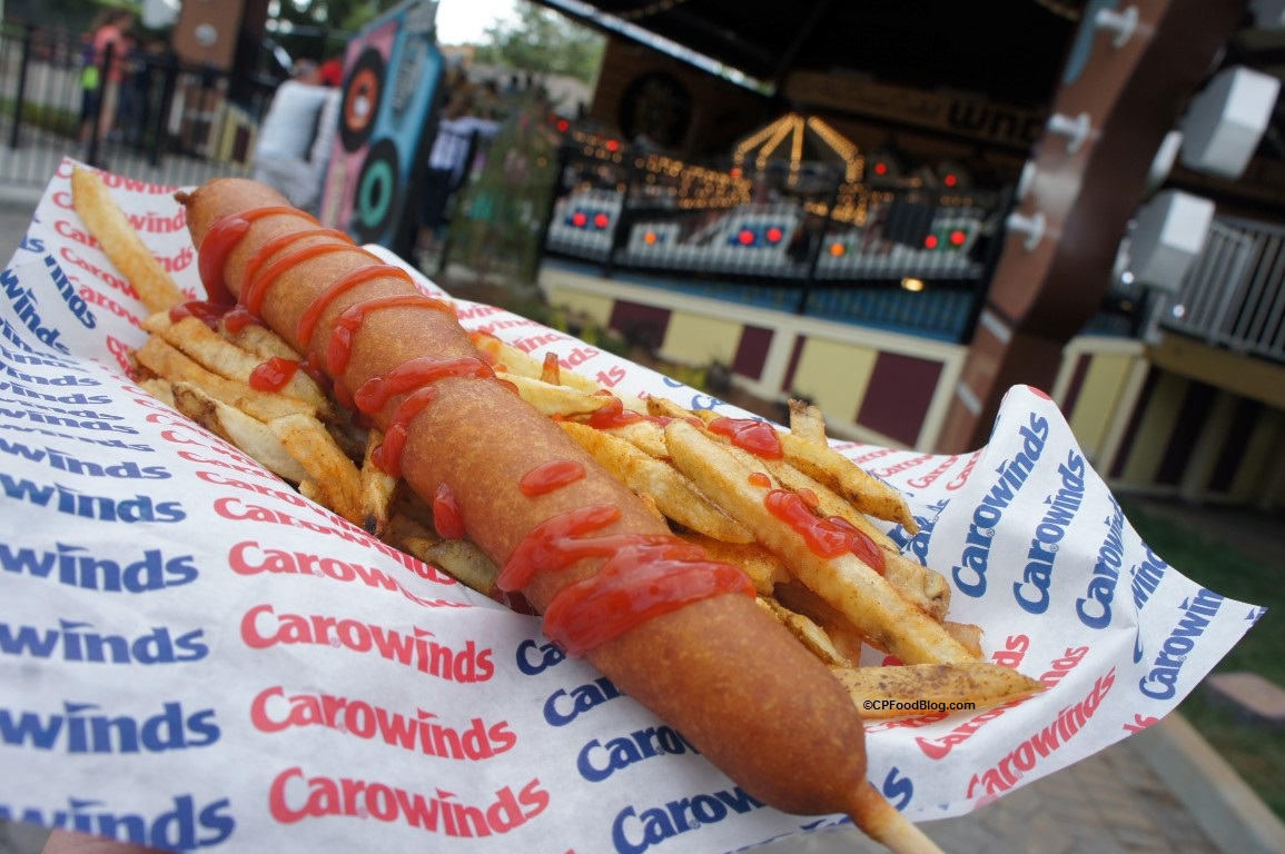 Review Carowinds Jumbo Corndog CP Food Blog