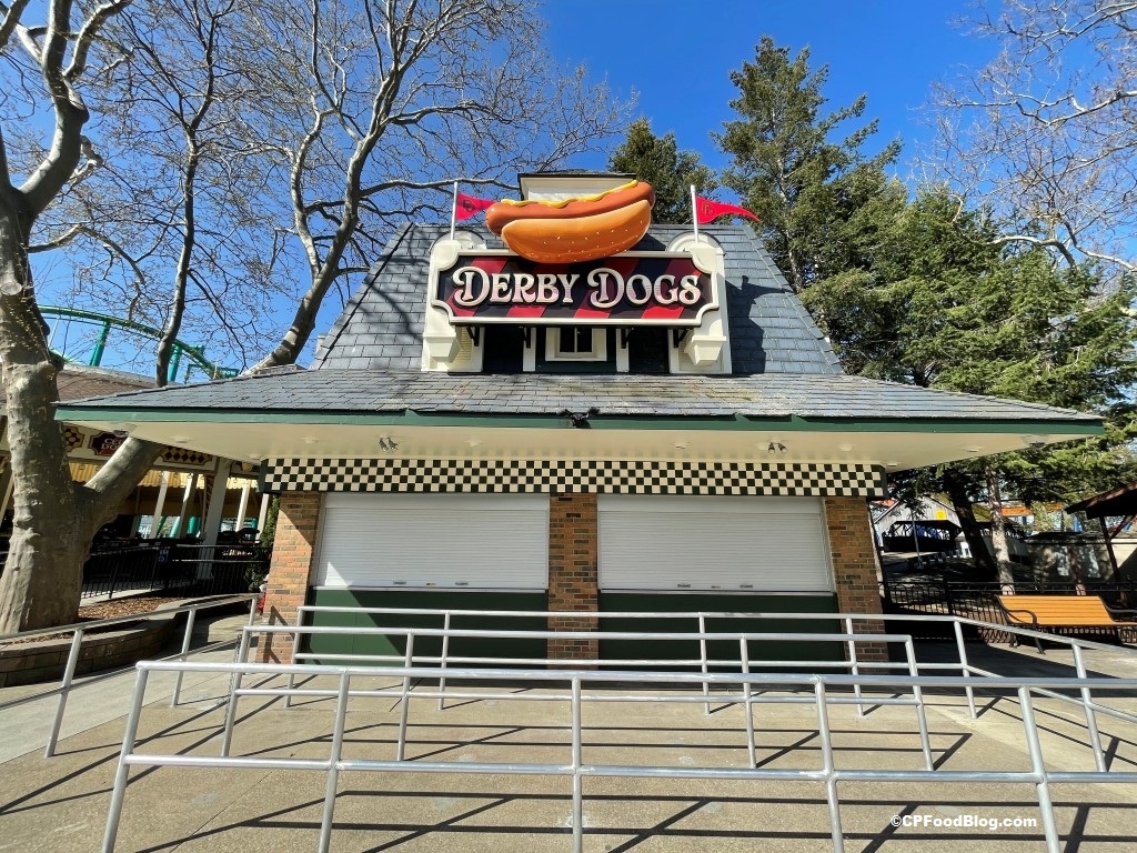 220508 Cedar Point Derby Dogs